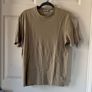 Calvin Klein Men’s Crew Neck Tee in Light Sage Green